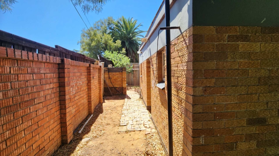 5 Bedroom Property for Sale in Dan Pienaar Free State